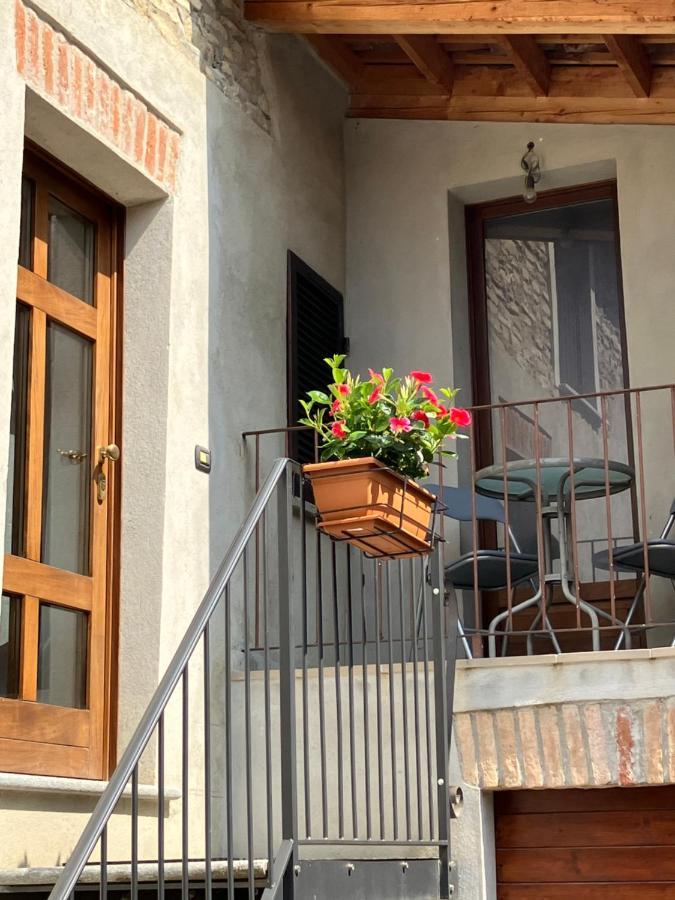 Un Passo Dal Castello Apartment Barolo Exterior photo